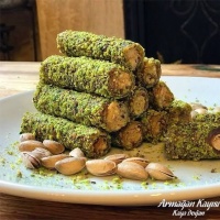 Antep Fıstıklı Ballı Sarma
